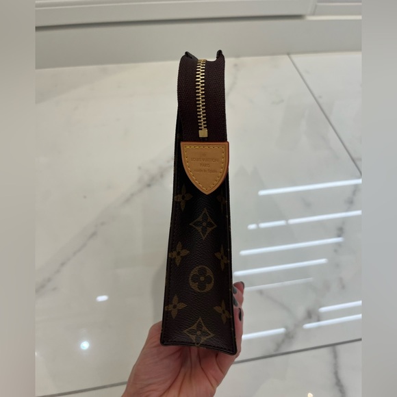 Louis Vuitton Monogram Canvas Poche Toilette - Picture 8 of 13